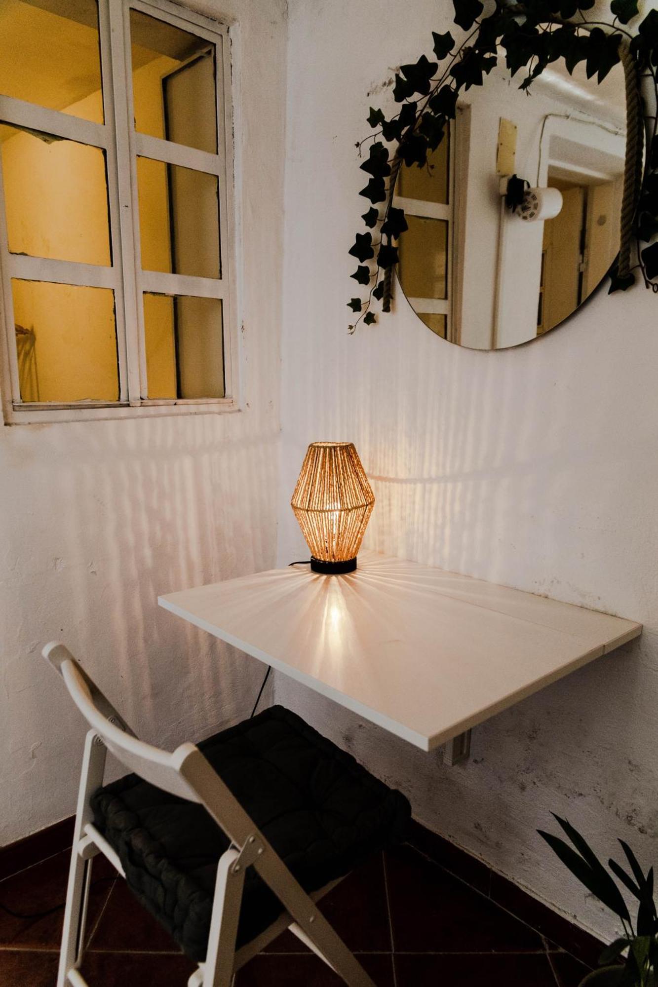 Shared Apartment With Bright Private Patio In Lisboa Zewnętrze zdjęcie