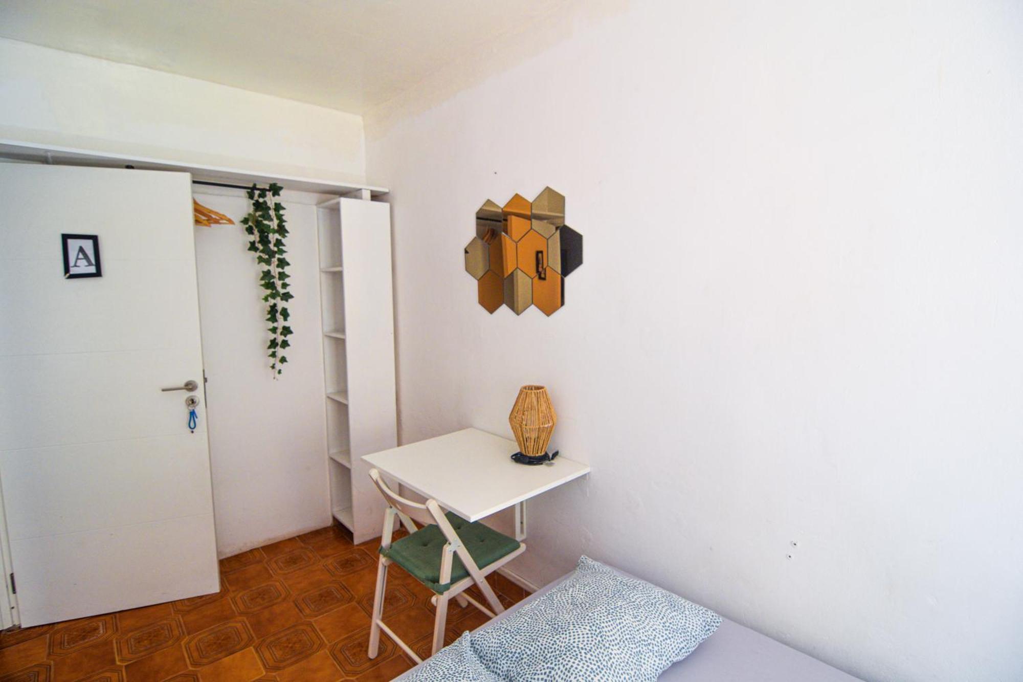 Shared Apartment With Bright Private Patio In Lisboa Zewnętrze zdjęcie